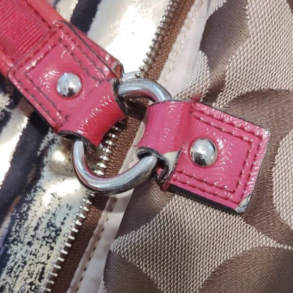 Coach Tan and Pink Shoulder Bag - Picture 14 of 17